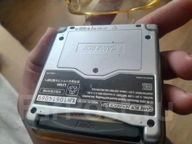 Nintendo Game Boy Advance SP ����