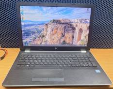 HP 15-bs054ur. 15.6", 2����, ��� 8 ��, ���� 240���, WiFi: 1, Bluetooth: 1, ����������� �� 2��. ����
