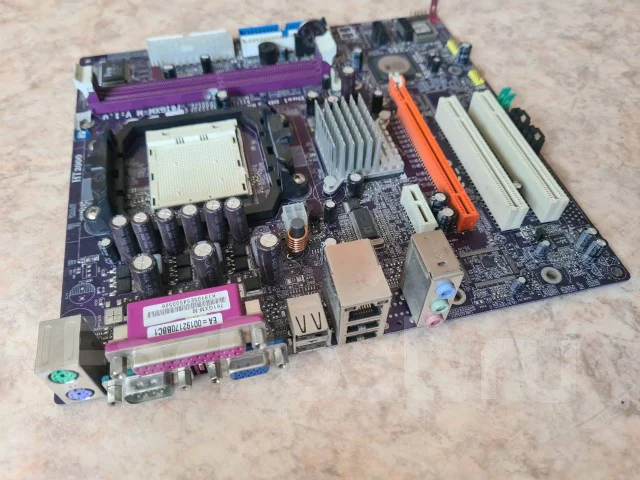 Socket AM2 ����
