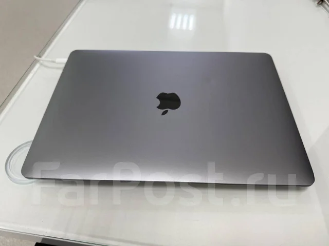 Apple MacBook Air 13 2018. ��� 8 ��, ���� 256���, Bluetooth: 1 ����