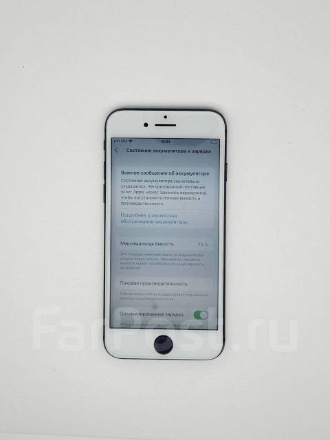 Apple iPhone 8. �/�, 32 ��, ������, 4G LTE ����