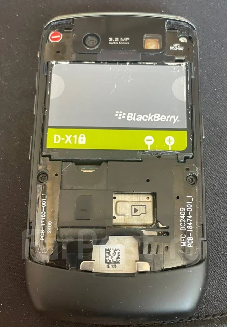 BlackBerry Curve 8900. �/� ����