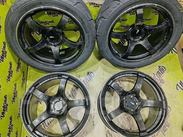 Advan Racing TC-4. 9.0/10.0x18", 5x112, ET25/32, �� 66,6���. ����