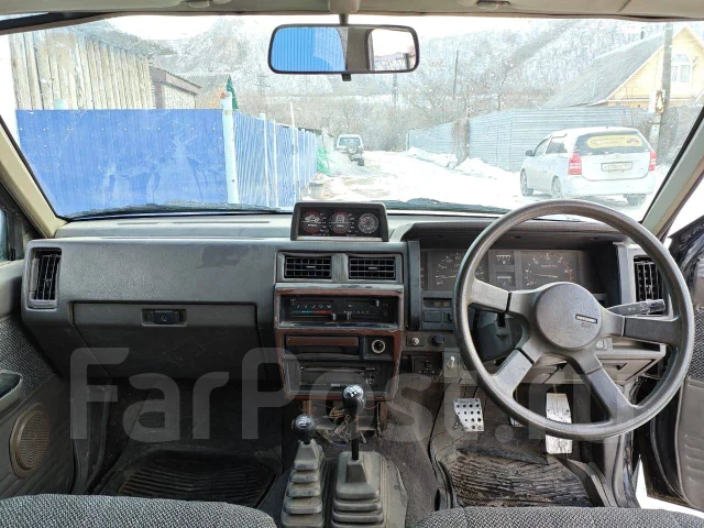 Nissan Datsun. ��������, 4wd, 2.7, ������, 256����. �� ����