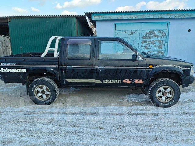 Nissan Datsun. ��������, 4wd, 2.7, ������, 256����. �� ����