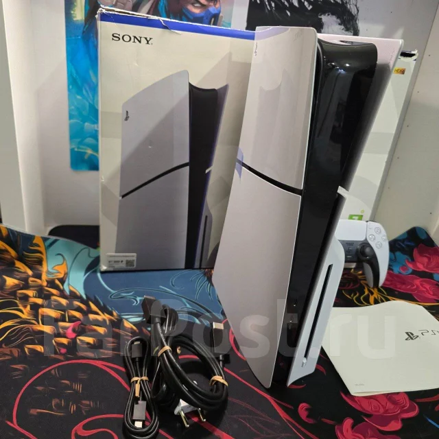 Sony PlayStation 5 Slim ����