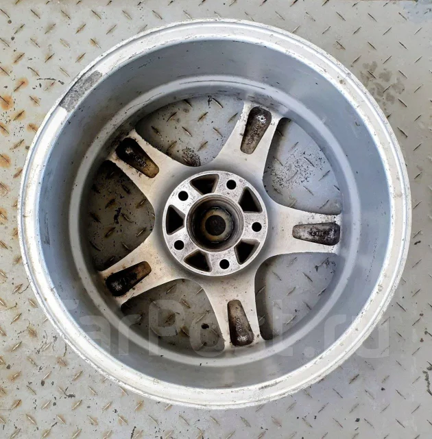Niche Spa. 7.0x16", 5x114.3, ET38, �� 73���. ����
