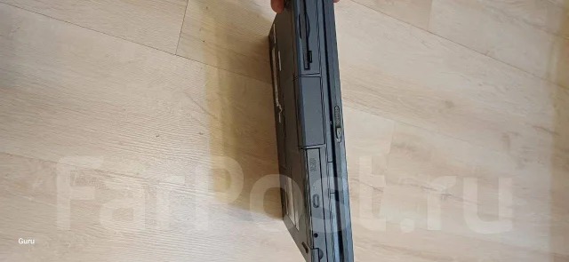 Fujitsu. 16" ����