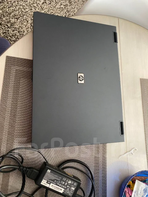HP Compaq nx7400. 15.4", 1,7����, ��� 512 ��, ���� 60���, WiFi: 1, Bluetooth: 1 ����