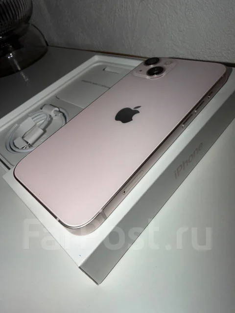 Apple iPhone 13. �/�, 128 ��, �������, 5G ����