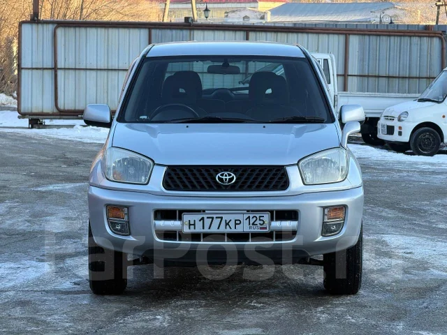 Toyota RAV4. �������, ��������, 1.8 (125��.�.), ������, 134����. �� ����