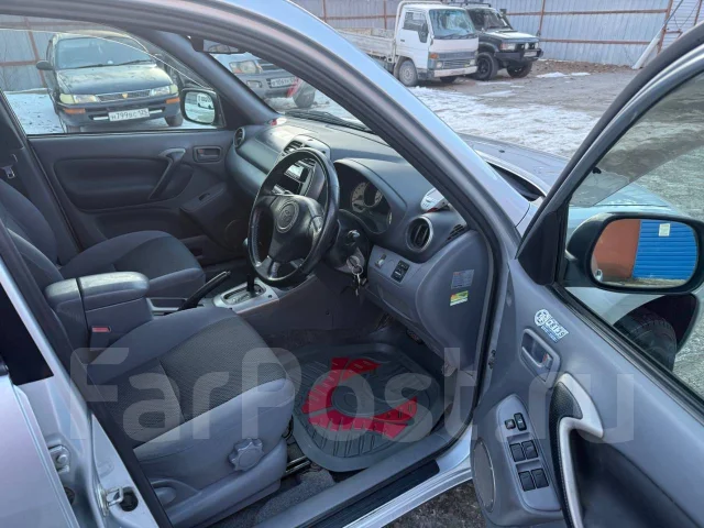 Toyota RAV4. �������, ��������, 1.8 (125��.�.), ������, 134����. �� ����