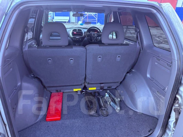 Toyota RAV4. �������, ��������, 1.8 (125��.�.), ������, 134����. �� ����