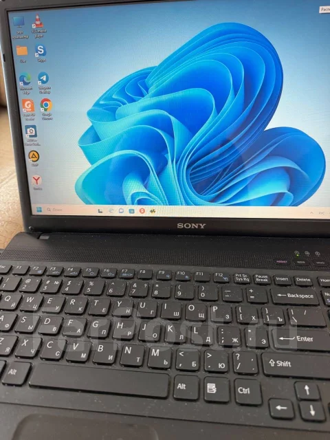 Sony VAIO. ��� 6 ��, WiFi: 1, Bluetooth: 1 ����