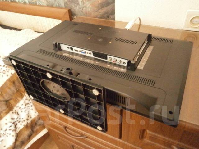 Modena. LCD (��) ����