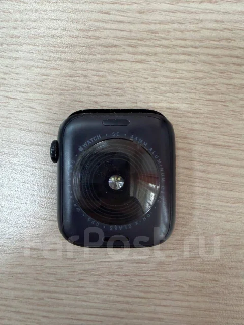 Apple Watch SE 2. GPS ����