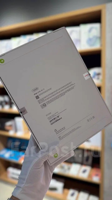 Apple iPad 11. 11 ������, ������ 128 �� ����