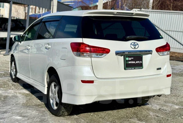 Toyota Wish. �������, 4wd, 1.8 (133��.�.), ������, 153 000����. �� ����