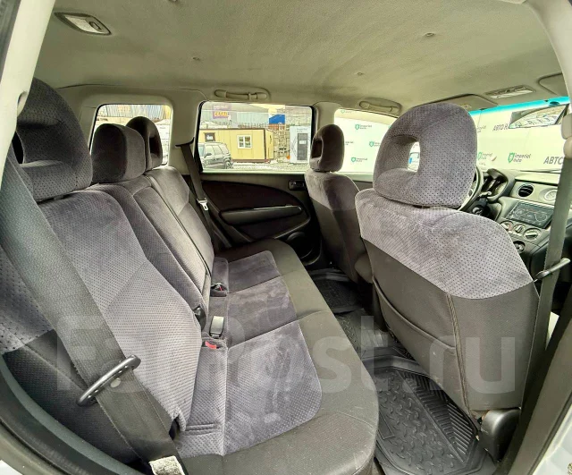 Mitsubishi Outlander. �������, ��������, 2.4 (142��.�.), ������, 176 000����. �� ����