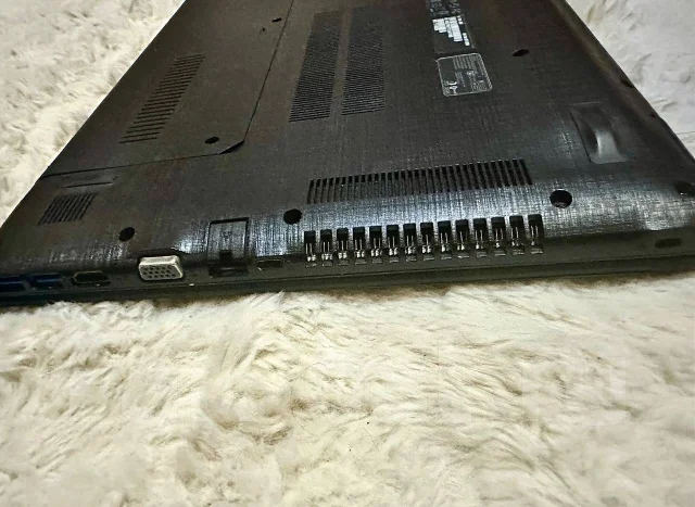 Acer Aspire E5-774G. 17", 2����, ��� 6 ��, ���� 1 000���, WiFi: 1, Bluetooth: 1 ����