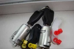 ������� ����� ����� Renault (2 ���, 2 �����) ����� 17540 17540 ����