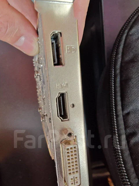 Radeon HD 5750 ����