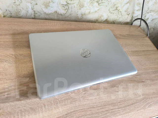 HP. 15.6", 1,5����, ��� 8 ��, ���� 128���, WiFi: 1, Bluetooth: 1 ����