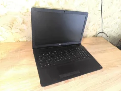 HP. 15.6", 2,3����, ��� 4 ��, ���� 128���, WiFi: 1, Bluetooth: 1 ����