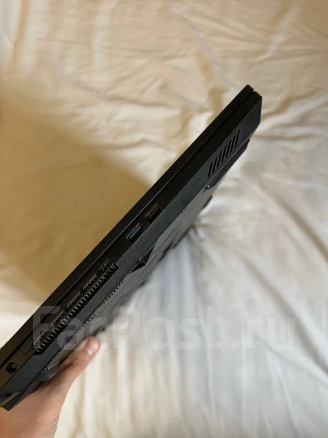 MSI Katana 17 B12UCR. 17.3", 2����, ��� 16 ��, ���� 512���, WiFi: 1, Bluetooth: 1, ����������� �� 3��. ����