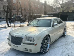 Chrysler 300C ����