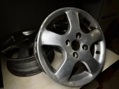 Daewoo. 5.0x14", 4x100, ET45 ����