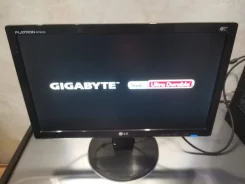 LG. 19", ���������� �� (LCD, LED, QLED) ����