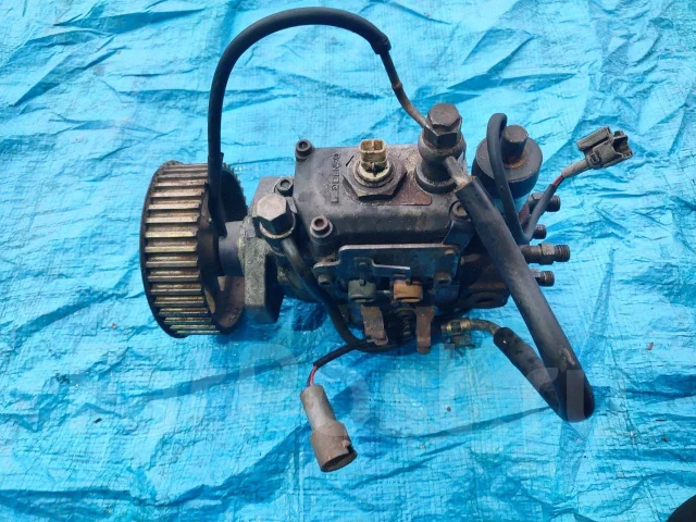 ���� Toyota 2LTE 221005B301 ����
