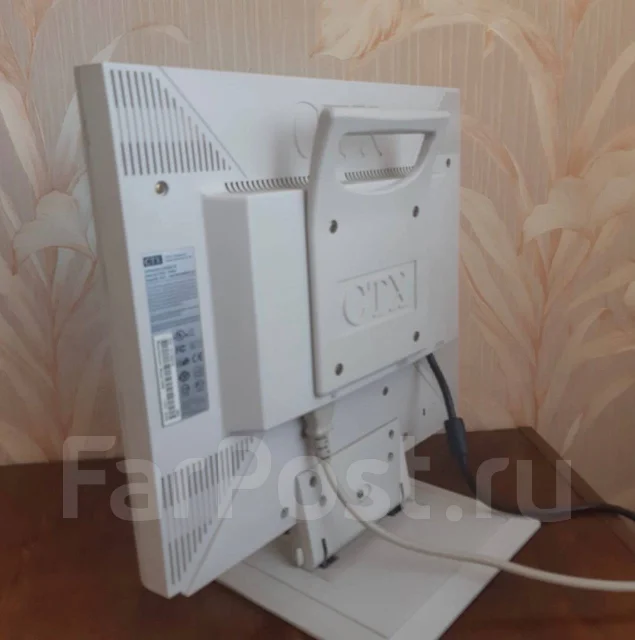 CTX. 17", ���������� �� (LCD, LED, QLED) ����