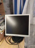 Samsung. 17", ���������� �� (LCD, LED, QLED) ����