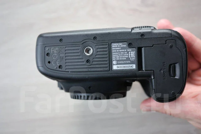 Canon EOS 5D Mark IV ����