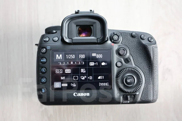 Canon EOS 5D Mark IV ����