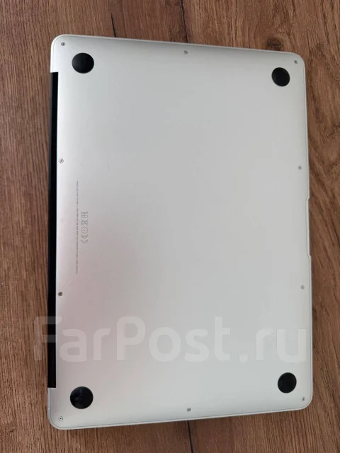 Apple MacBook Air 13 2015 Early. 13", 1,6����, ��� 4 ��, ���� 128���, WiFi: 1, Bluetooth: 1, ����������� �� 7��. ����
