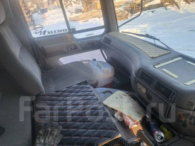Hino ����