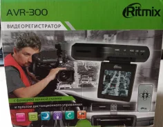 Ritmix AVR-300 ����