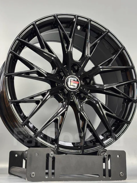 HRE. 8.5x19", 5x108, ET35, �� 73,1���. ����