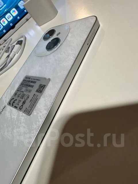 Tecno Spark Go 1. �����, 64 ��, 3G, 4G LTE, 5G, Dual-SIM, ����������, NFC ����