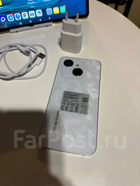 Tecno Spark Go 1. �����, 64 ��, 3G, 4G LTE, 5G, Dual-SIM, ����������, NFC ����