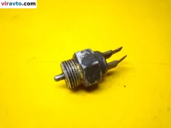 ������ ������� ���� (�������) Audi 200 44/44Q (1983-1991) 084941521 ����