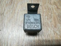 ���� (������) Volkswagen Passat B3 (1988-1993) 0332014125 ����