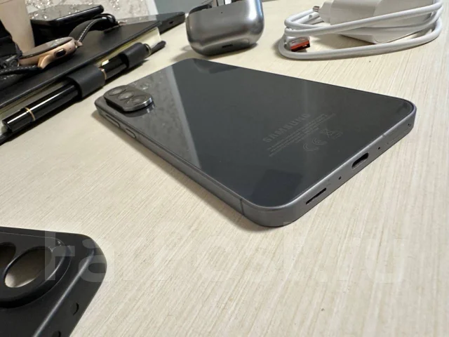 Samsung Galaxy A56 5G. �����, 128 �� ����