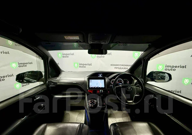 Toyota Voxy. �������, ��������, 2.0 (152��.�.), ������, 87 000����. �� ����