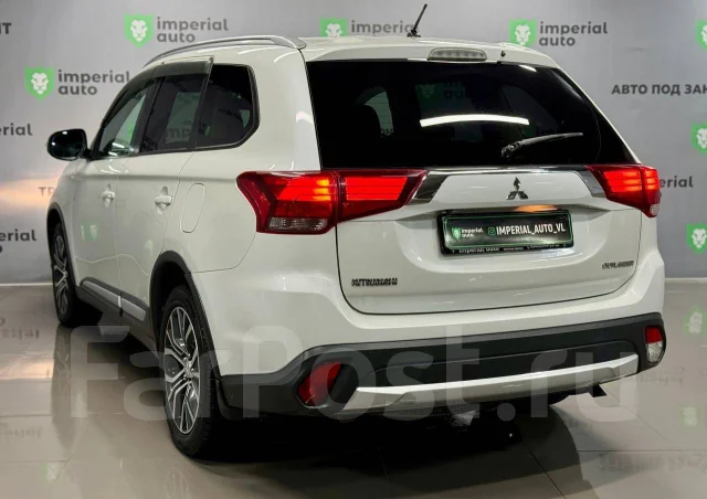 Mitsubishi Outlander. �������, 4wd, 2.0 (146��.�.), ������, 142 000����. �� ����