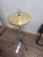 ���-���. ����