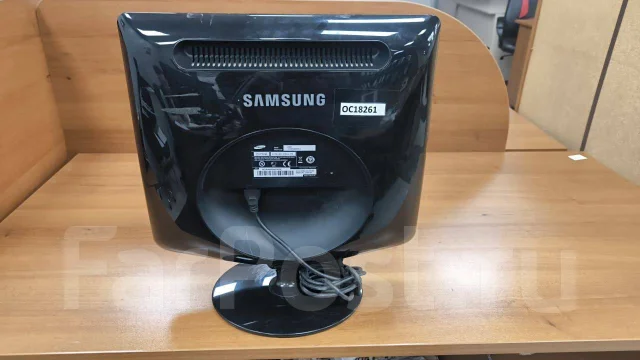 Samsung. 19", ���������� �� (LCD, LED, QLED) ����